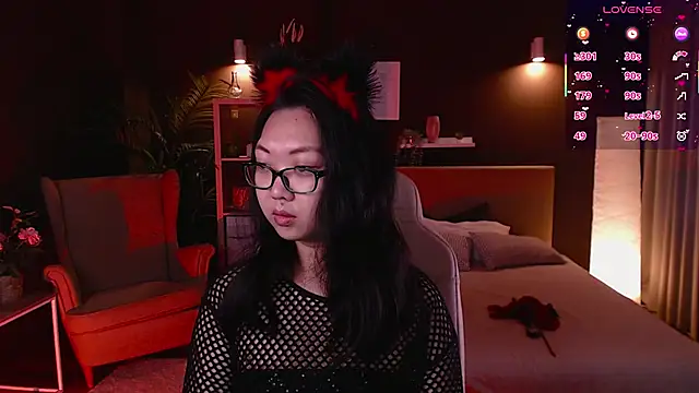 Marine Vact online show from 21, 9, 2025