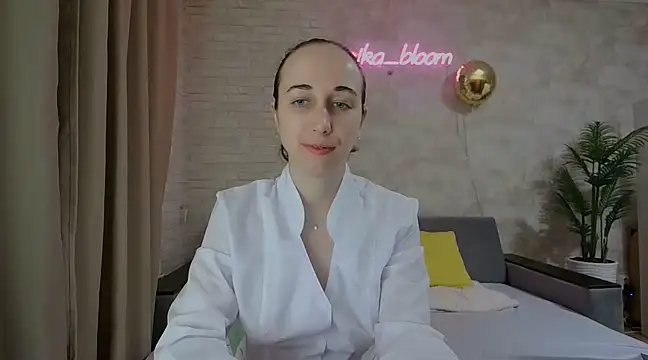 Snapshot of Anika_bloom chatting on 17, 2, 2025 Anika bloom online show from 17, 2, 2025
