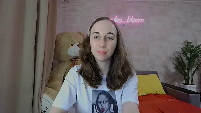 Snapshot of Anika_bloom chatting on 19, 3, 2025 Anika bloom online show from 19, 3, 2025