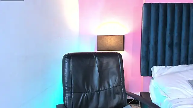 Snapshot of Lily_Miiller chatting on 11, 2, 2025 Lily Miiller online show from 11, 2, 2025