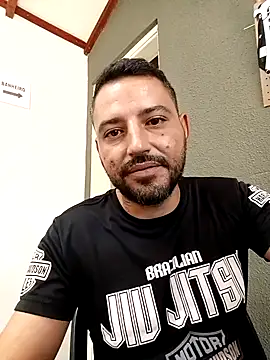 P4uzud4O online show from 21, 3, 2026