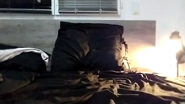 Snapshot of roju69 chatting on 3, 12, 2024 roju69 online show from 3, 12, 2024