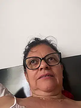 Snapshot of Sharongirl07 chatting on 3, 5, 2026 Sharongirl07 online show from 3, 5, 2026
