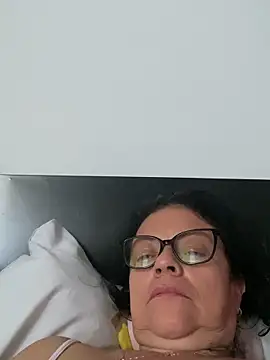 Snapshot of Sharongirl07 chatting on 12, 5, 2026 Sharongirl07 online show from 12, 5, 2026