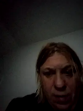 Playmate86 online show from 25, 2, 2025