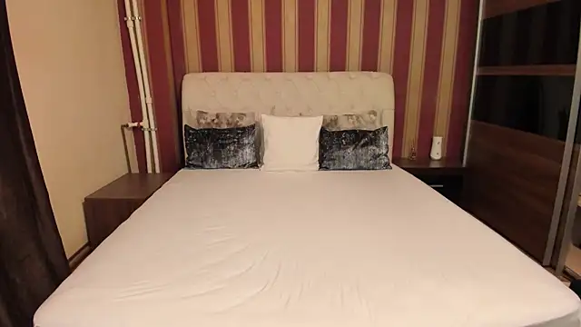 AshPage online show from 4, 3, 2026