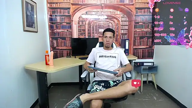 Snapshot of kevin__fox_ chatting on 20, 1, 2025 kevin fox online show from 20, 1, 2025