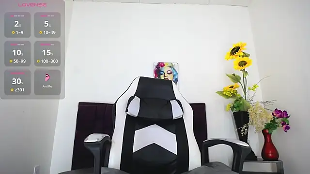 Snapshot of kevin__fox_ chatting on 3, 3, 2025 kevin fox online show from 3, 3, 2025