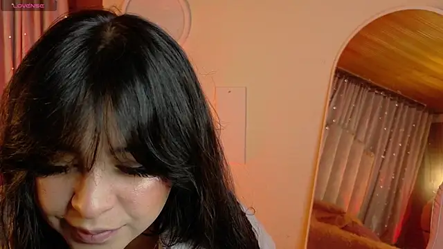 Snapshot of sunshine_maddy chatting on 22, 9, 2025 sunshine maddy online show from 22, 9, 2025