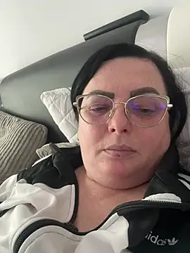 Amandamuller1982 online show from 24, 1, 2025