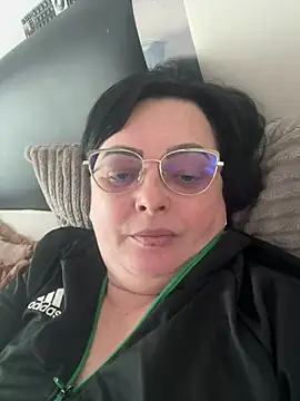 Amandamuller1982 online show from 24, 2, 2025