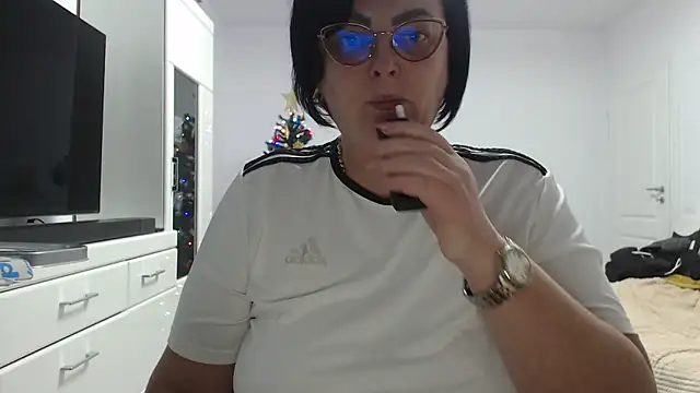 Amandamuller1982 online show from 17, 12, 2025