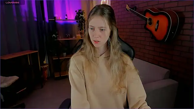 Sharon Evansi online show from 3, 1, 2025