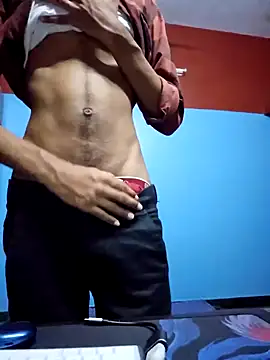 Snapshot of Luffyslim chatting on 13, 12, 2024 Luffyslim online show from 13, 12, 2024