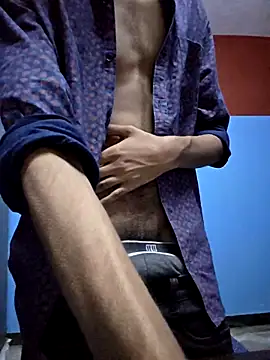 Snapshot of Luffyslim chatting on 20, 2, 2025 Luffyslim online show from 20, 2, 2025