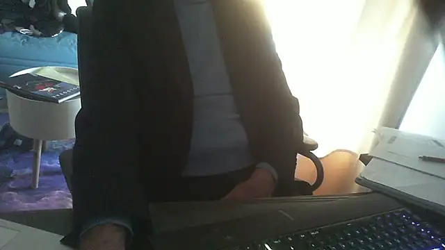 Snapshot of shyfrenchcock1 chatting on 16, 12, 2024 shyfrenchcock1 online show from 16, 12, 2024