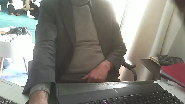 Snapshot of shyfrenchcock1 chatting on 10, 2, 2025 shyfrenchcock1 online show from 10, 2, 2025