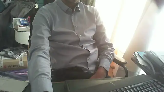 Snapshot of shyfrenchcock1 chatting on 29, 9, 2025 shyfrenchcock1 online show from 29, 9, 2025