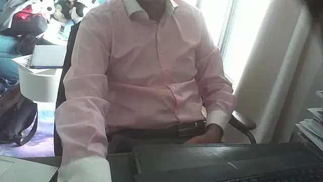 Snapshot of shyfrenchcock1 chatting on 6, 11, 2025 shyfrenchcock1 online show from 6, 11, 2025