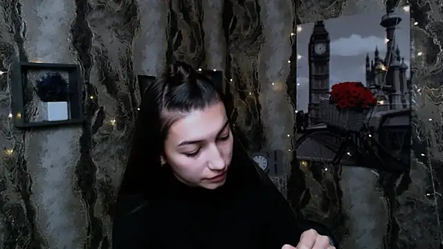 KarolinaRosse  online show from 29, 12, 2024