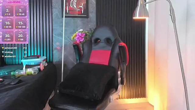 Snapshot of Duriel_ chatting on 6, 1, 2025 Duriel online show from 6, 1, 2025