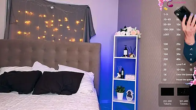 Bella Murrr online show from 17, 1, 2025