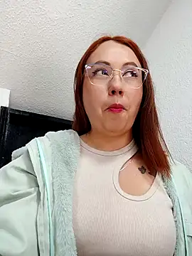 Snapshot of VIOLETA-25_ chatting on 28, 1, 2025 VIOLETA-25 online show from 28, 1, 2025