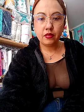 Snapshot of VIOLETA-25_ chatting on 7, 3, 2025 VIOLETA-25 online show from 7, 3, 2025