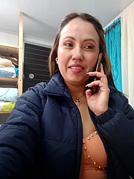 Snapshot of VIOLETA-25_ chatting on 11, 9, 2025 VIOLETA-25 online show from 11, 9, 2025