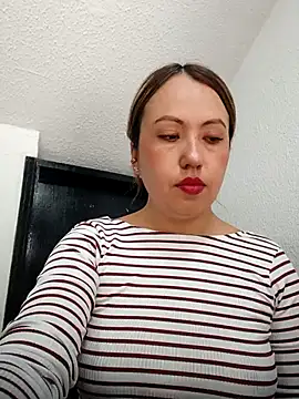 Snapshot of VIOLETA-25_ chatting on 1, 10, 2025 VIOLETA-25 online show from 1, 10, 2025