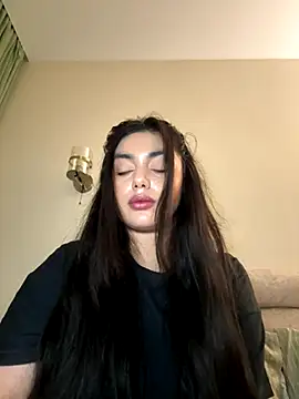 Sweet Khalifa  online show from 6, 11, 2025