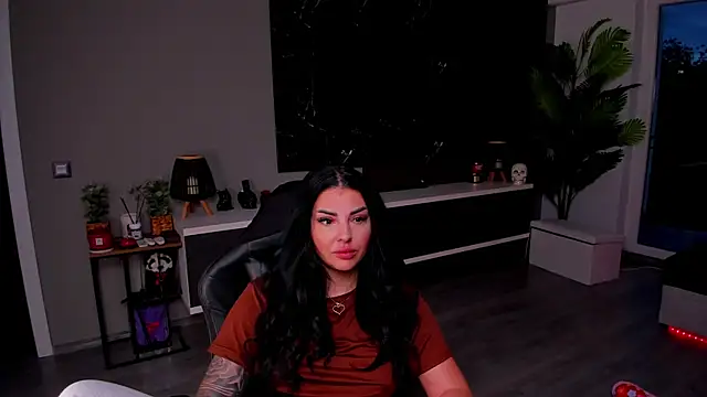 Snapshot of anemarieejolie chatting on 10, 5, 2026 anemarieejolie online show from 10, 5, 2026