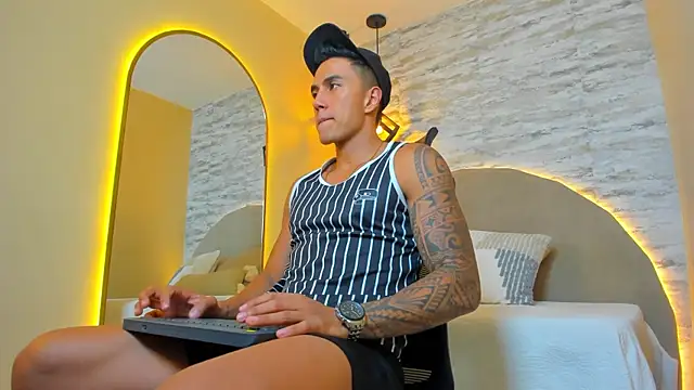 Aron Bolt online show from 17, 11, 2025