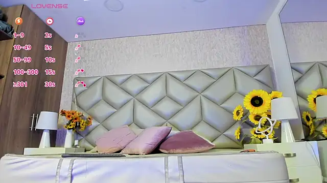 Snapshot of Im_gaia chatting on 25, 11, 2025 Im gaia online show from 25, 11, 2025