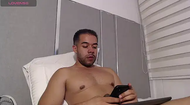 Snapshot of FaustoCock chatting on 24, 1, 2025 FaustoCock online show from 24, 1, 2025