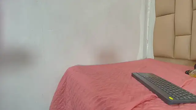 Snapshot of Amy_wats0n chatting on 28, 1, 2025 Amy wats0n online show from 28, 1, 2025