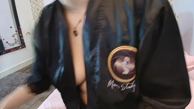 Snapshot of Amy_wats0n chatting on 7, 3, 2025 Amy wats0n online show from 7, 3, 2025