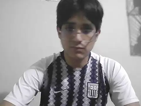 Snapshot of HardDick2 chatting on 22, 6, 2026 HardDick2 online show from 22, 6, 2026