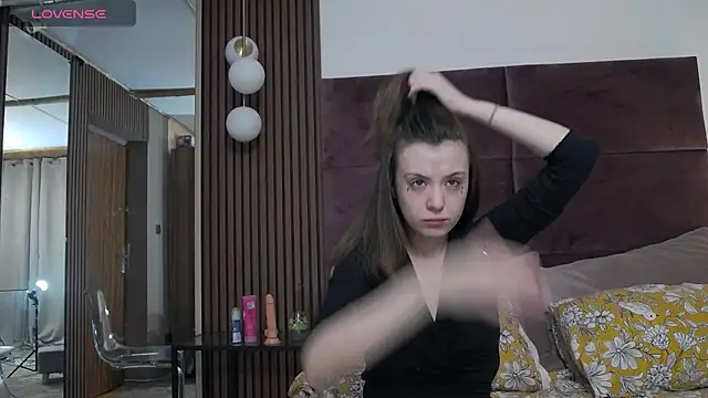 IvyBunny  online show from 9, 12, 2024