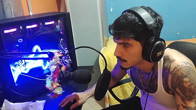 Badboyi1997 online show from 25, 10, 2025