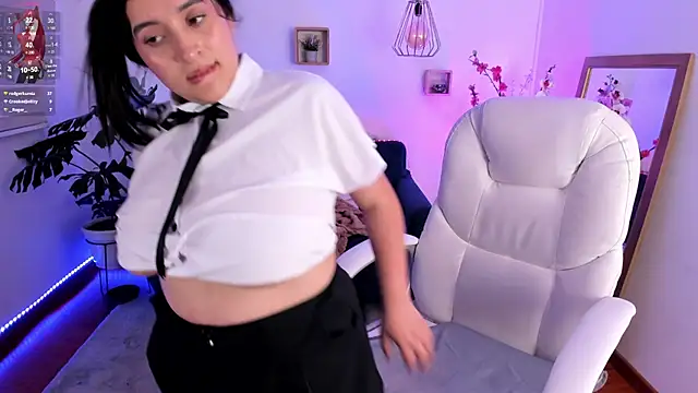 Snapshot of Pamela_cheverry chatting on 4, 3, 2025 Pamela cheverry online show from 4, 3, 2025