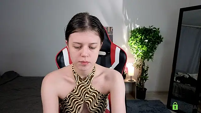 Este Glen online show from 30, 10, 2025