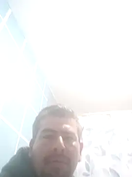 arongomez125 online show from 22, 12, 2025