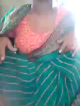 Snapshot of riya_houswife chatting on 12, 12, 2024 riya houswife online show from 12, 12, 2024