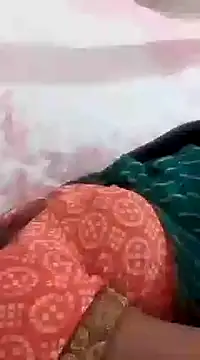 Snapshot of riya_houswife chatting on 19, 12, 2024 riya houswife online show from 19, 12, 2024