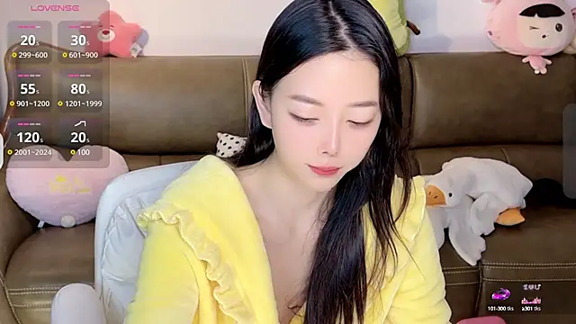 Yilin1999 online show from 19, 1, 2025