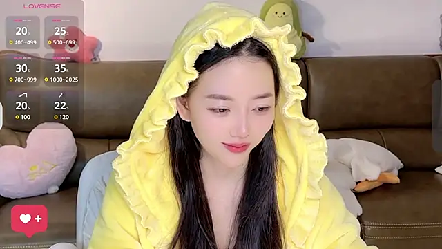 Yilin1999 online show from 26, 2, 2025