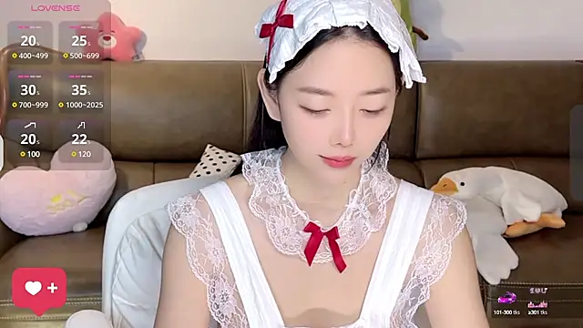 Yilin1999 online show from 27, 2, 2025