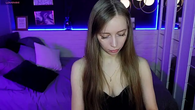 OliviaGentle online show from 6, 1, 2025