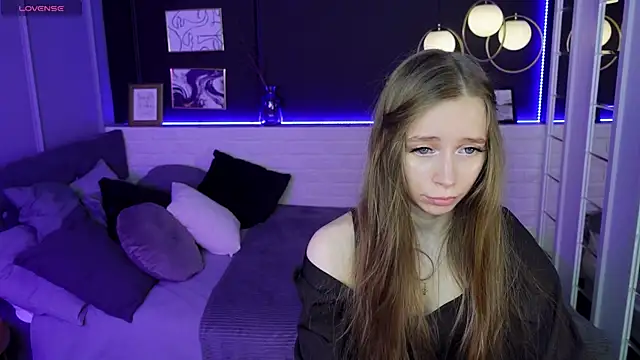 OliviaGentle online show from 2, 2, 2025